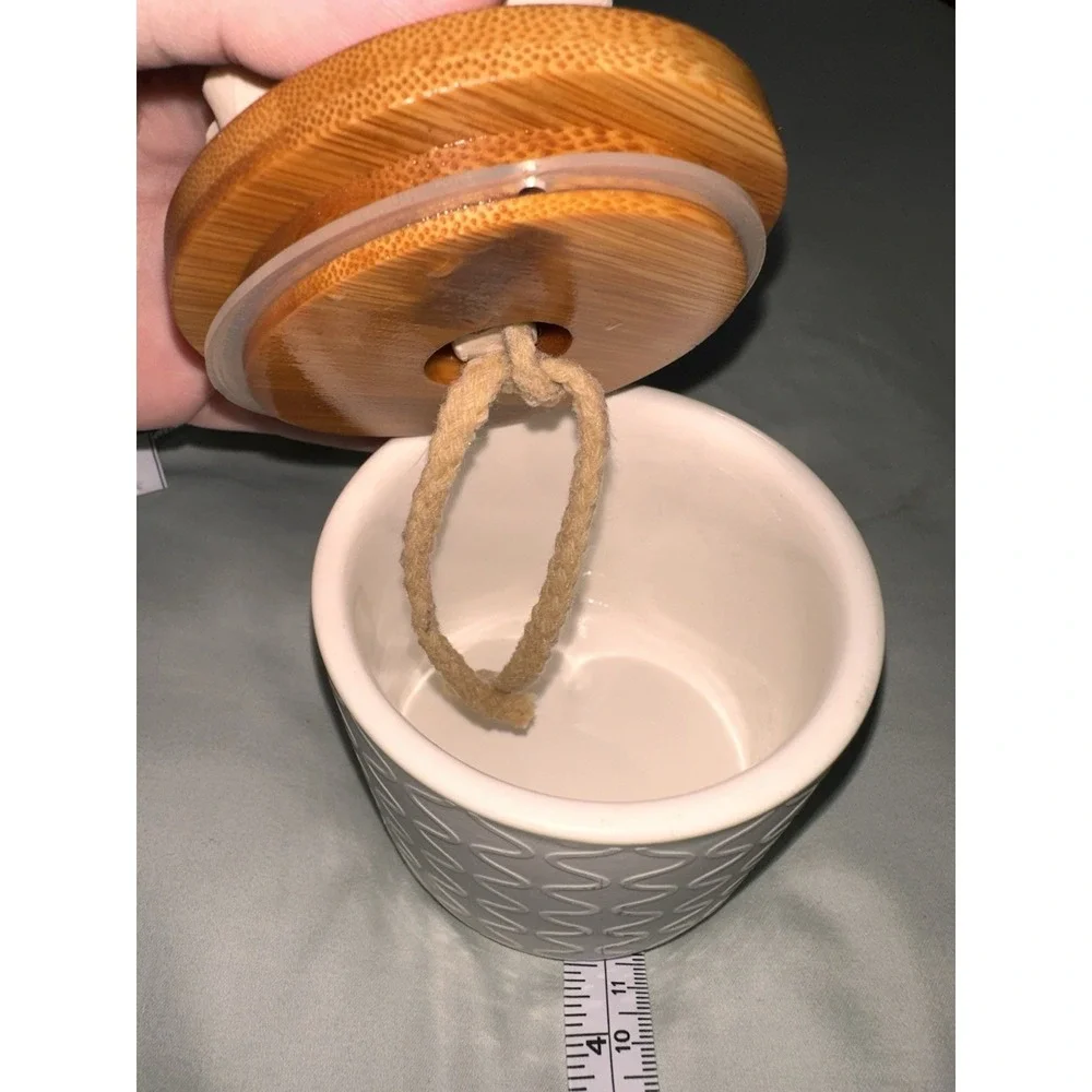 Passive Oil Diffuser Ceramic Rose Succulent Flower Bamboo Lid